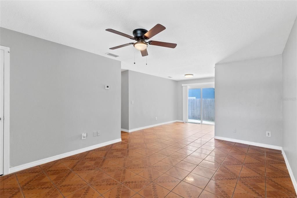 For Sale: $339,000 (4 beds, 2 baths, 1866 Square Feet)