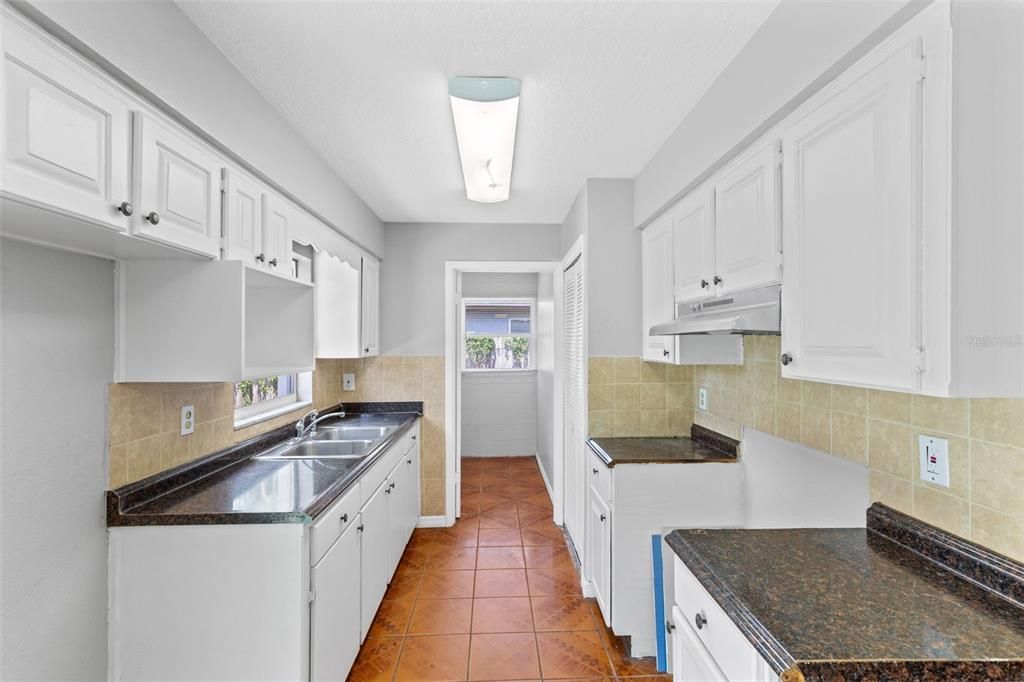 For Sale: $339,000 (4 beds, 2 baths, 1866 Square Feet)