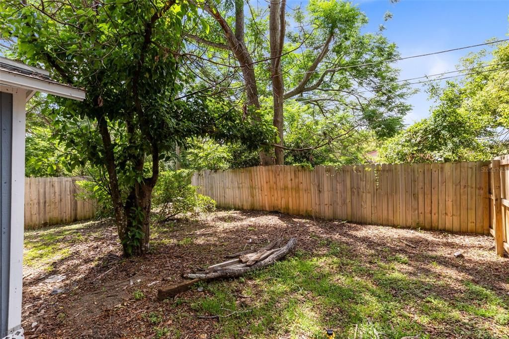 For Sale: $339,000 (4 beds, 2 baths, 1866 Square Feet)
