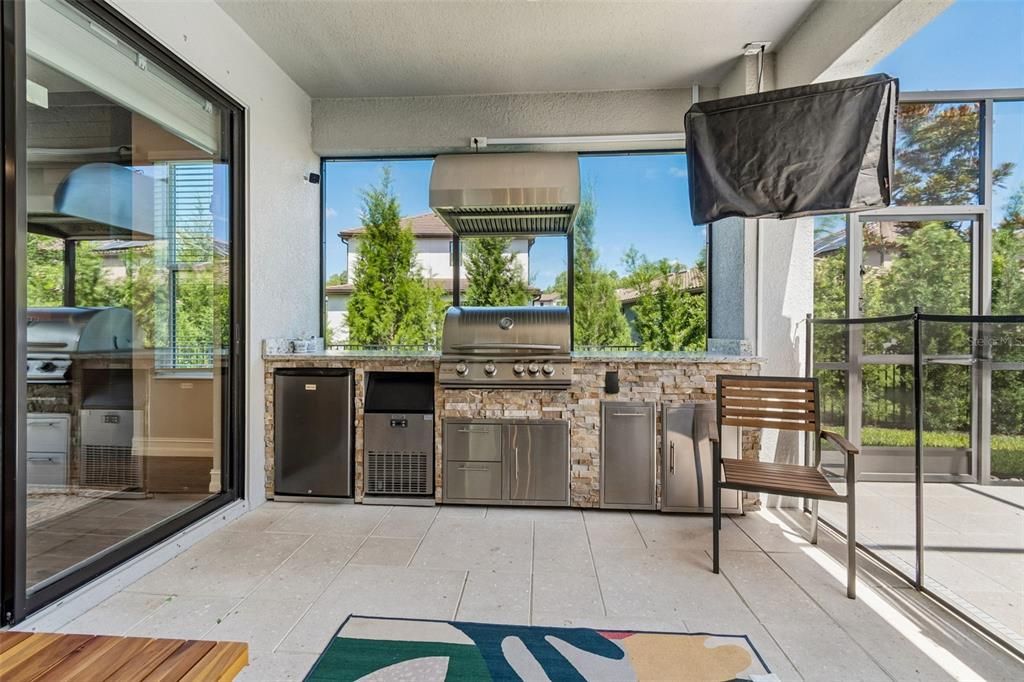 Active With Contract: $799,999 (5 beds, 3 baths, 3176 Square Feet)