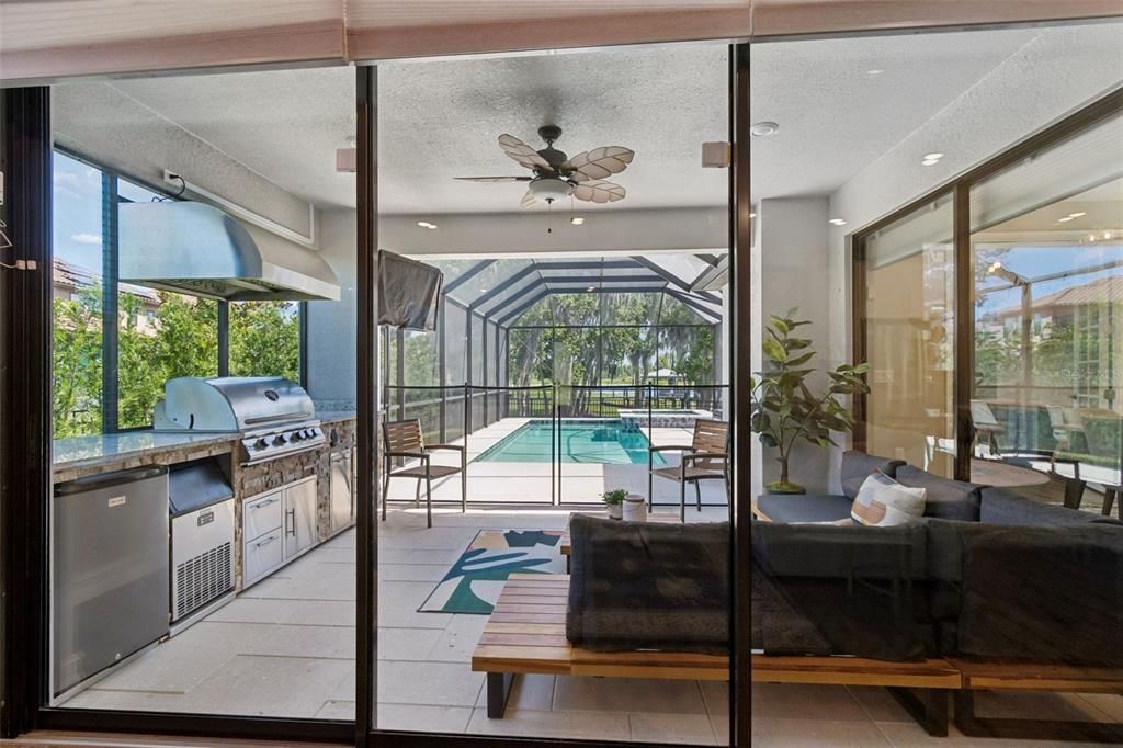 Active With Contract: $799,999 (5 beds, 3 baths, 3176 Square Feet)