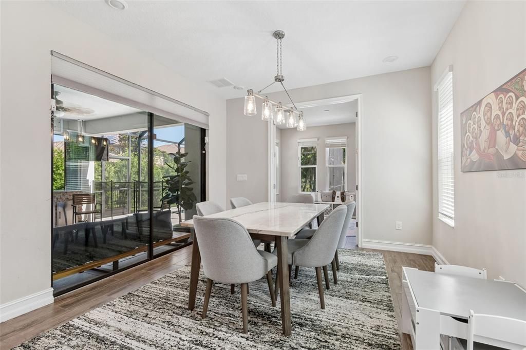 Active With Contract: $799,999 (5 beds, 3 baths, 3176 Square Feet)