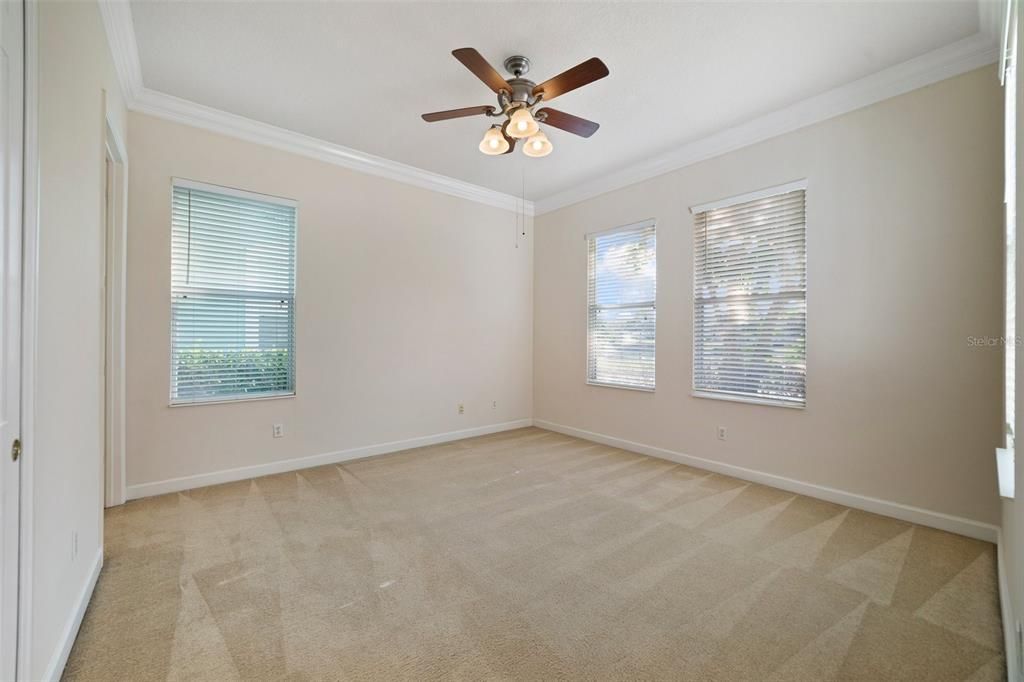 В аренду: $2,595 (4 спален, 2 ванн, 2296 Квадратных фут)