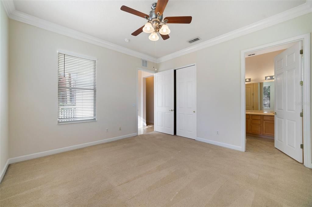 В аренду: $2,595 (4 спален, 2 ванн, 2296 Квадратных фут)