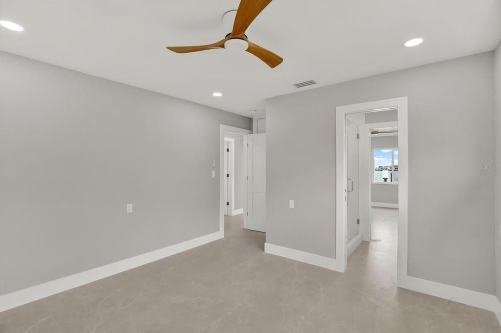 For Sale: $1,300,000 (4 beds, 3 baths, 1762 Square Feet)