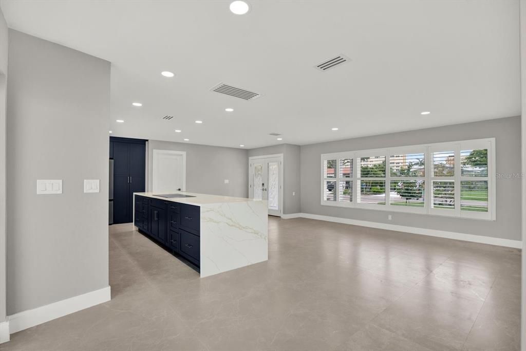For Sale: $1,300,000 (4 beds, 3 baths, 1762 Square Feet)