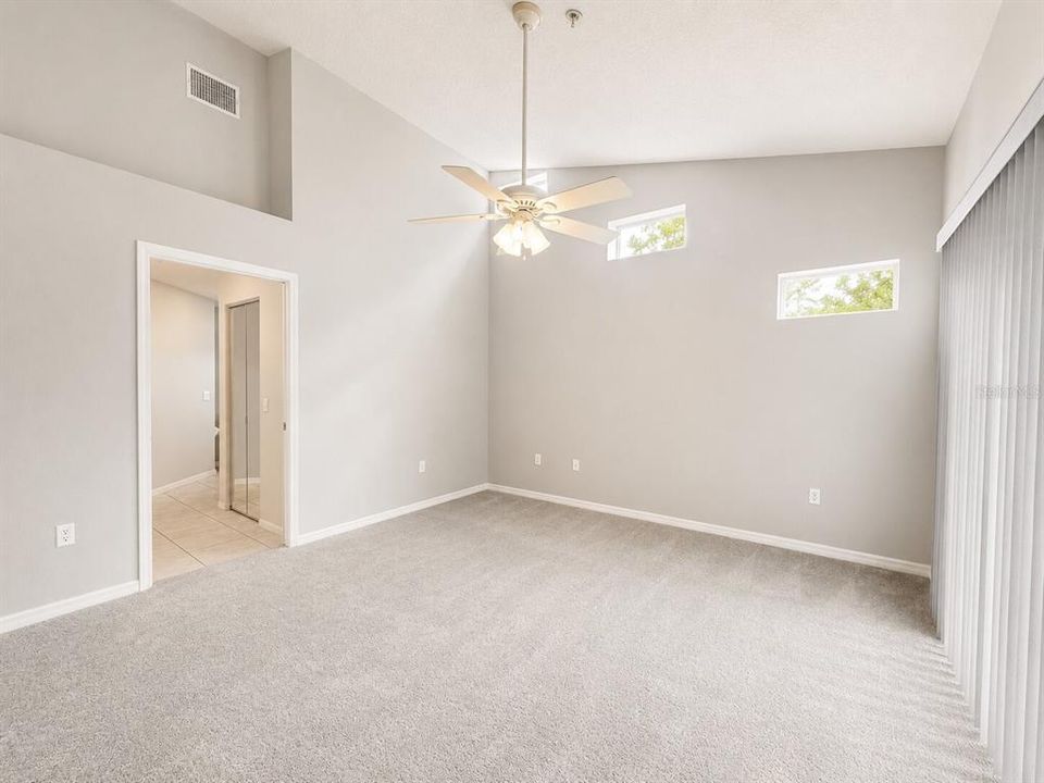 For Sale: $219,900 (2 beds, 2 baths, 1346 Square Feet)