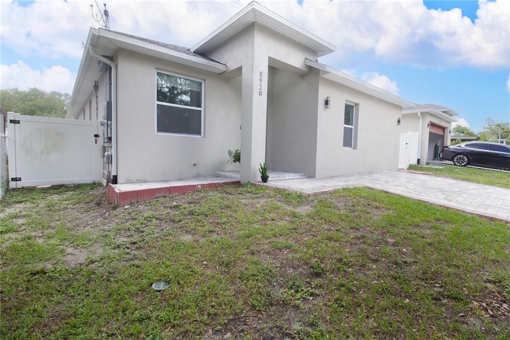 En Venta: $565,000 (4 camas, 3 baños, 2174 Pies cuadrados)