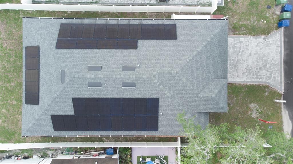 En Venta: $565,000 (4 camas, 3 baños, 2174 Pies cuadrados)