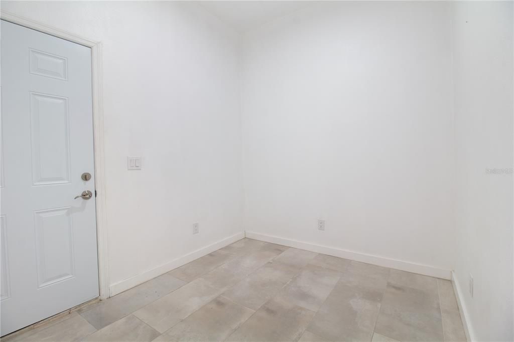 En Venta: $565,000 (4 camas, 3 baños, 2174 Pies cuadrados)