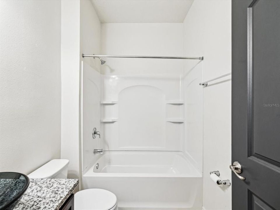For Rent: $2,495 (3 beds, 2 baths, 1444 Square Feet)
