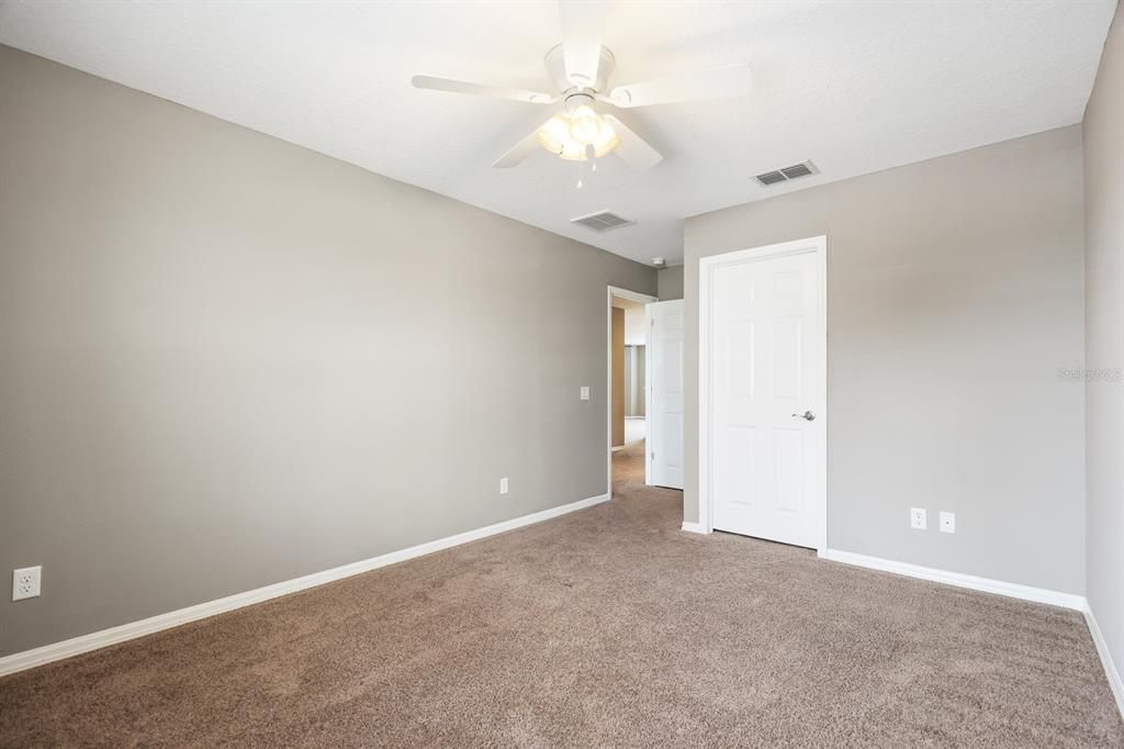В аренду: $3,995 (5 спален, 4 ванн, 3552 Квадратных фут)