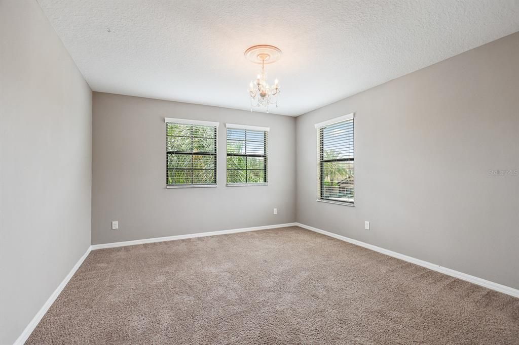 В аренду: $3,995 (5 спален, 4 ванн, 3552 Квадратных фут)