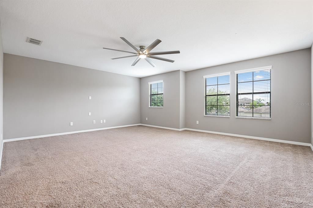 В аренду: $3,995 (5 спален, 4 ванн, 3552 Квадратных фут)