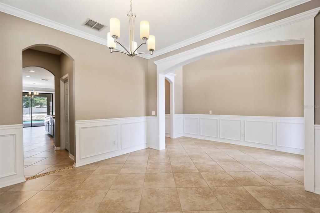 В аренду: $3,995 (5 спален, 4 ванн, 3552 Квадратных фут)