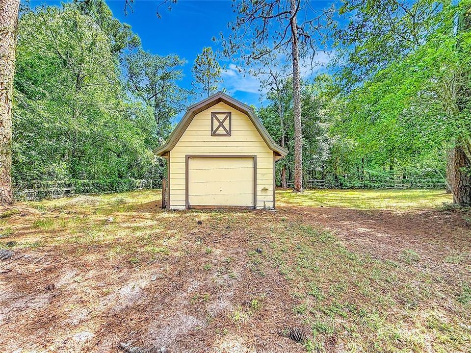 For Sale: $589,000 (4 beds, 3 baths, 2554 Square Feet)