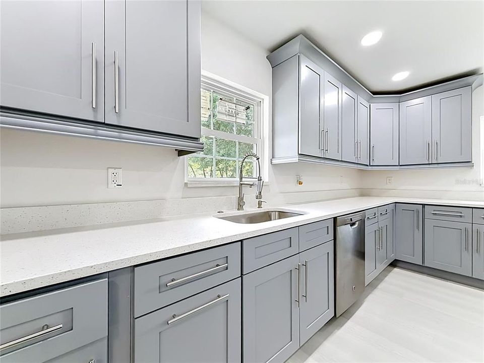 For Sale: $589,000 (4 beds, 3 baths, 2554 Square Feet)