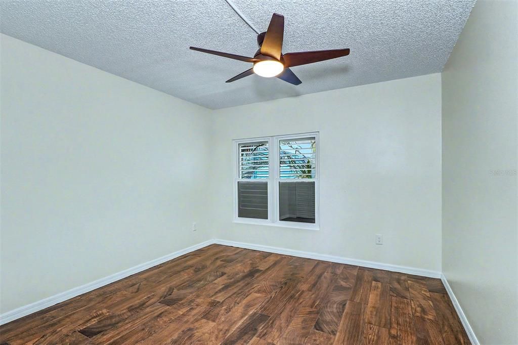 For Sale: $875,000 (2 beds, 2 baths, 1330 Square Feet)