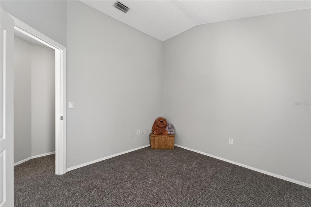 For Sale: $339,900 (3 beds, 2 baths, 1553 Square Feet)