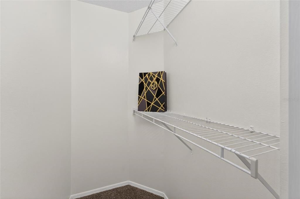 For Sale: $339,900 (3 beds, 2 baths, 1553 Square Feet)