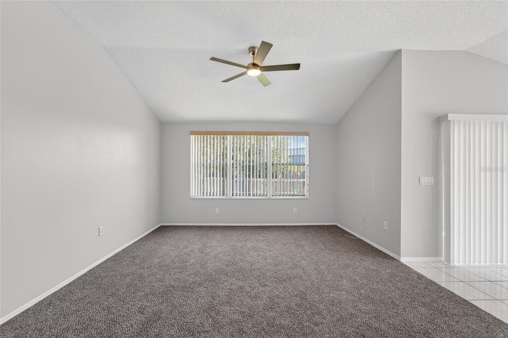 For Sale: $339,900 (3 beds, 2 baths, 1553 Square Feet)