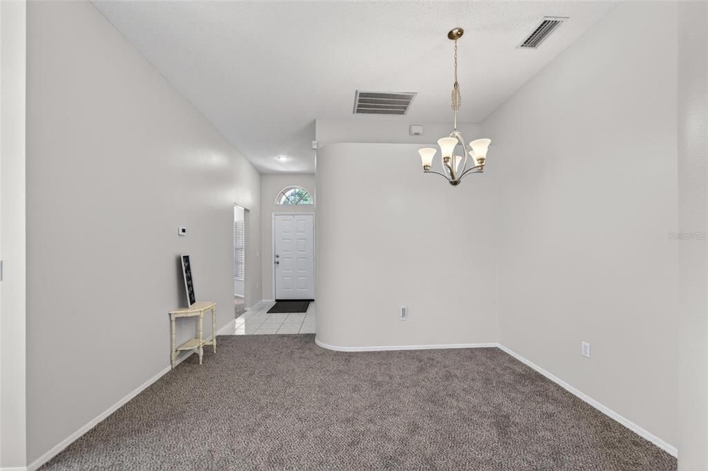For Sale: $339,900 (3 beds, 2 baths, 1553 Square Feet)