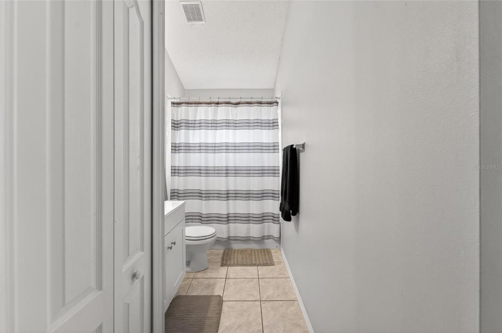 For Sale: $339,900 (3 beds, 2 baths, 1553 Square Feet)