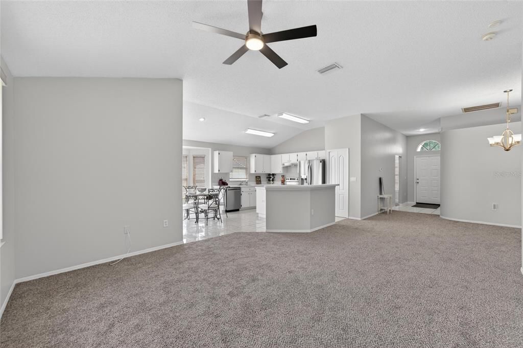 For Sale: $339,900 (3 beds, 2 baths, 1553 Square Feet)