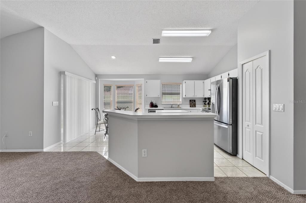 For Sale: $339,900 (3 beds, 2 baths, 1553 Square Feet)