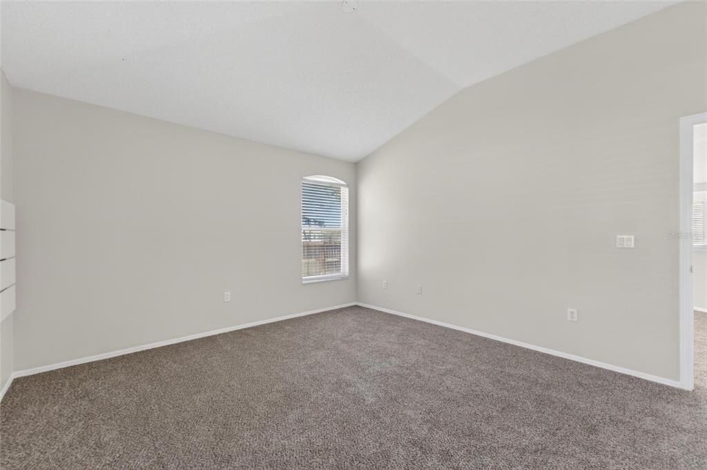 For Sale: $339,900 (3 beds, 2 baths, 1553 Square Feet)