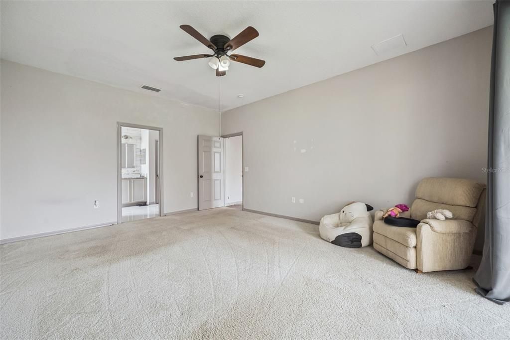 For Sale: $444,900 (4 beds, 3 baths, 3474 Square Feet)