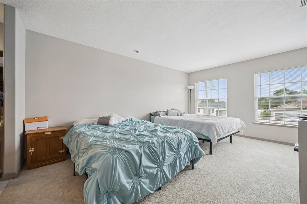 For Sale: $444,900 (4 beds, 3 baths, 3474 Square Feet)