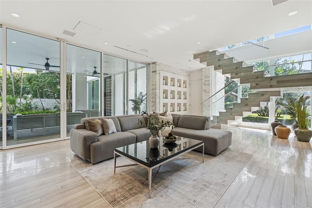 En Venta: $4,250,000 (4 camas, 4 baños, 4431 Pies cuadrados)