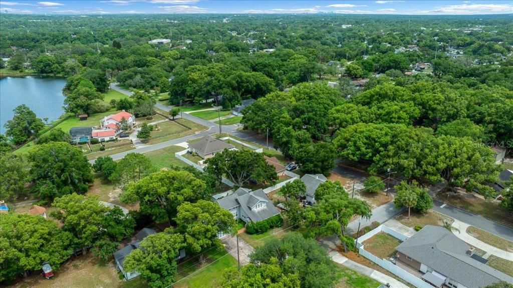 En Venta: $475,000 (3 camas, 2 baños, 2400 Pies cuadrados)