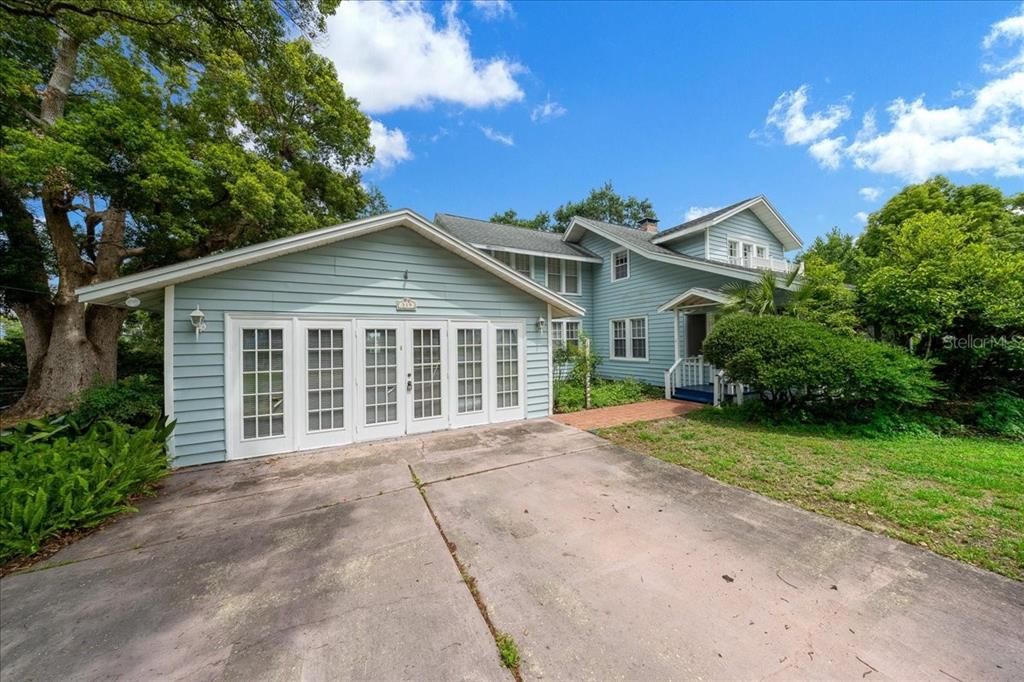 En Venta: $475,000 (3 camas, 2 baños, 2400 Pies cuadrados)