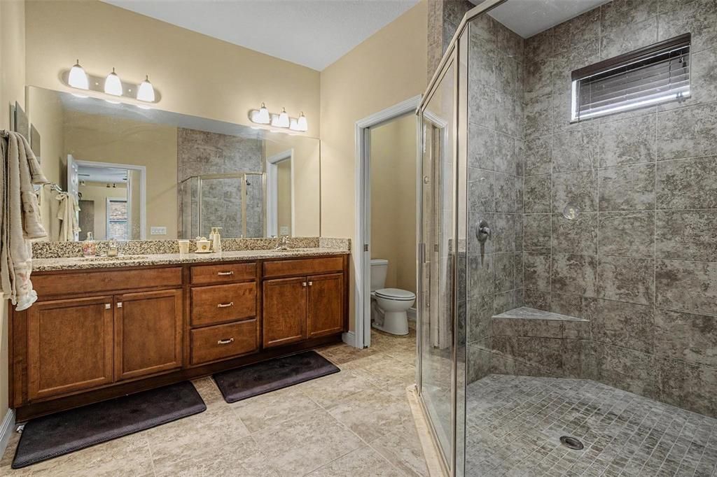 For Sale: $946,000 (5 beds, 3 baths, 3056 Square Feet)