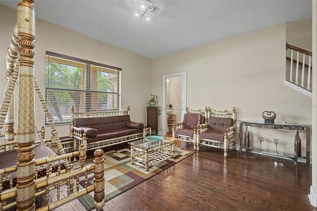 For Sale: $946,000 (5 beds, 3 baths, 3056 Square Feet)