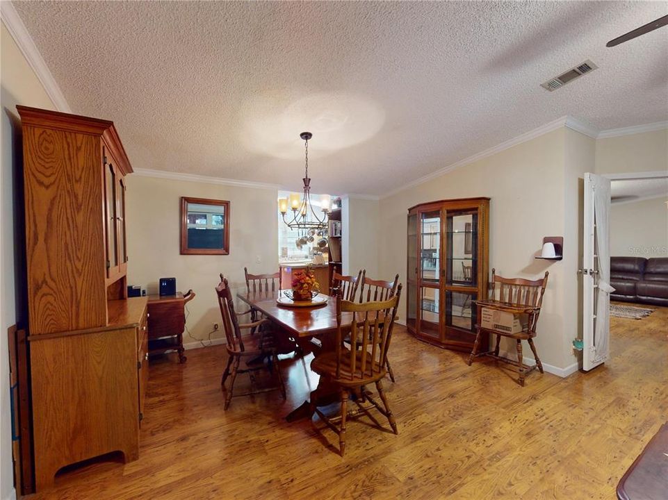For Sale: $799,000 (4 beds, 3 baths, 2256 Square Feet)