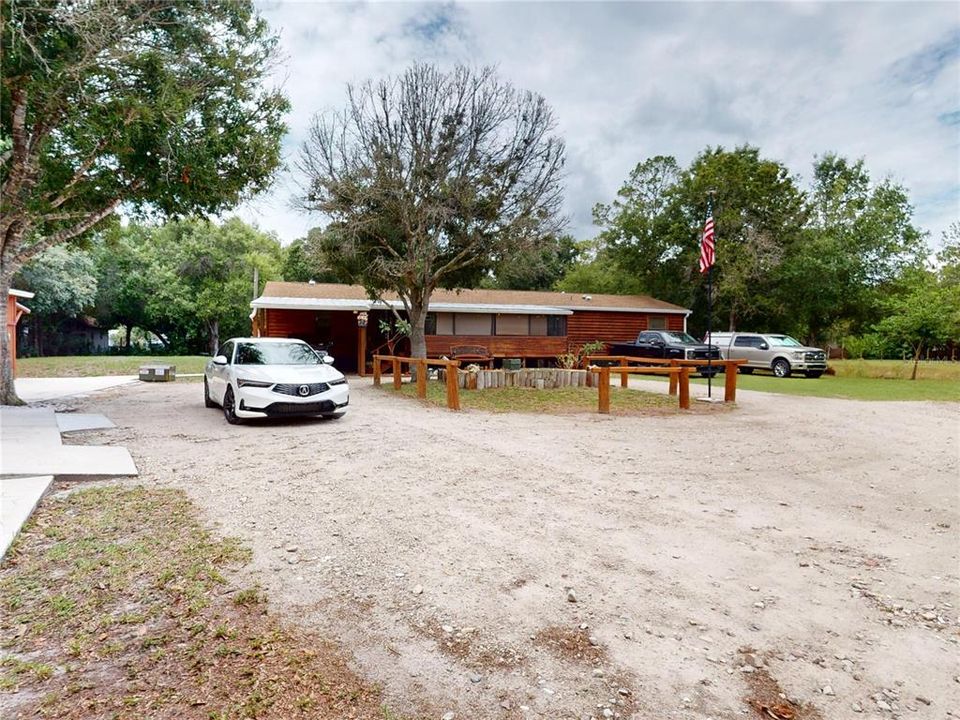For Sale: $799,000 (4 beds, 3 baths, 2256 Square Feet)