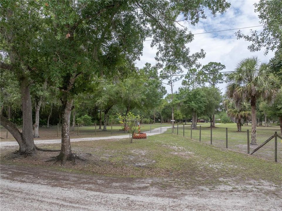 For Sale: $799,000 (4 beds, 3 baths, 2256 Square Feet)