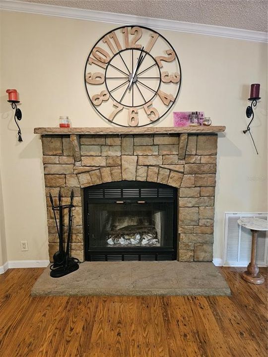 For Sale: $689,000 (4 beds, 3 baths, 2256 Square Feet)