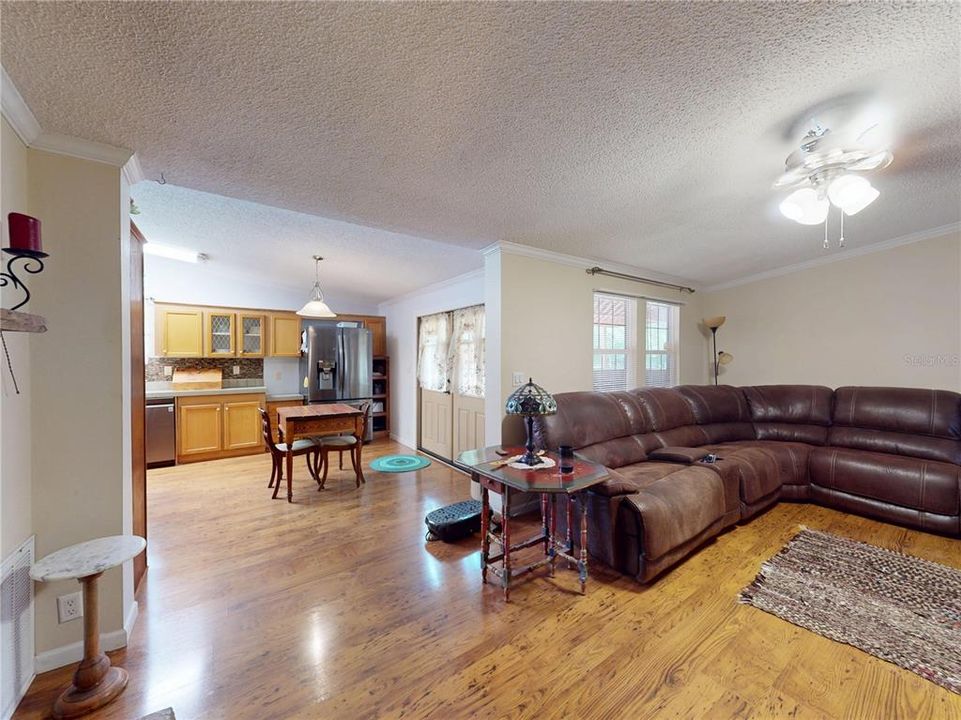 For Sale: $799,000 (4 beds, 3 baths, 2256 Square Feet)