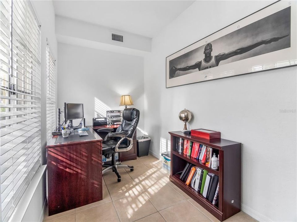 En Renta: $3,800 (3 camas, 3 baños, 1907 Pies cuadrados)
