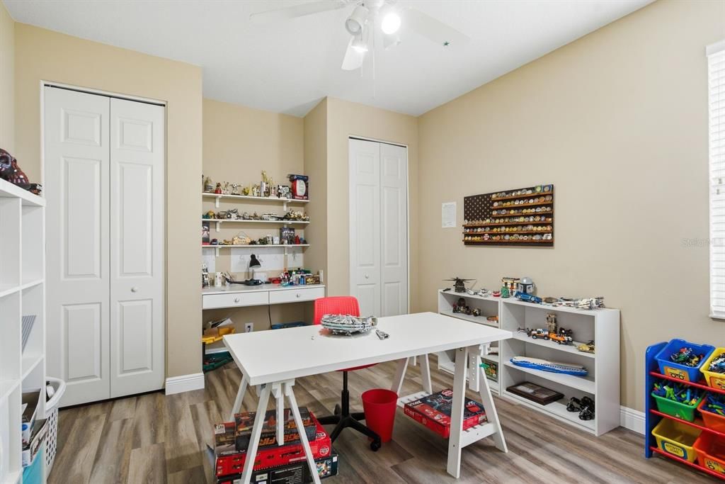 En Venta: $1,099,000 (4 camas, 4 baños, 3875 Pies cuadrados)