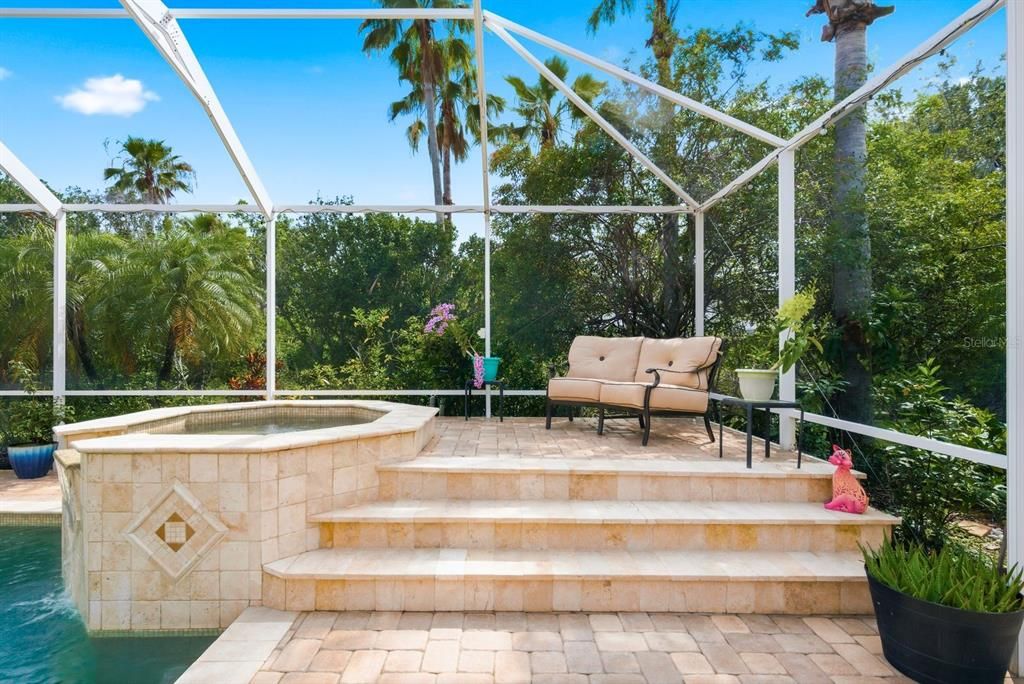 En Venta: $1,099,000 (4 camas, 4 baños, 3875 Pies cuadrados)