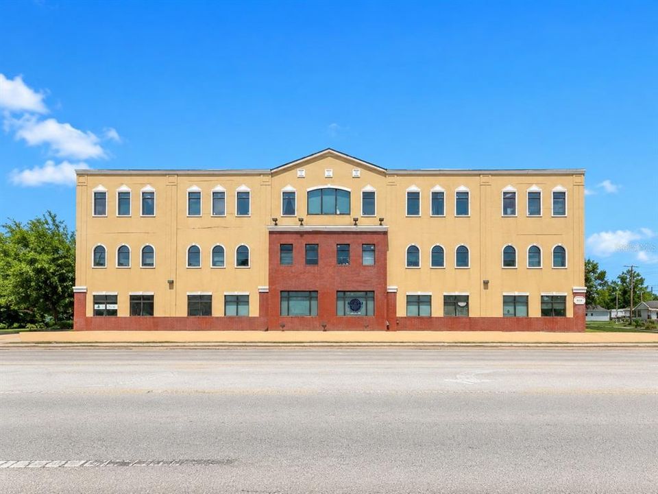 En Venta: $799,000 (0 camas, 0 baños, 1448 Pies cuadrados)
