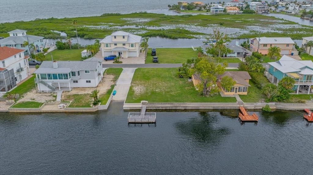 待售: $349,000 (0.17 acres)