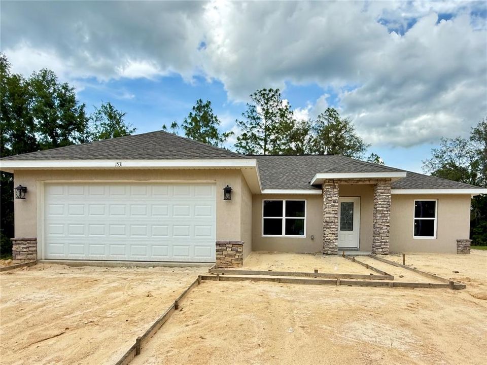 For Sale: $294,900 (3 beds, 2 baths, 1380 Square Feet)