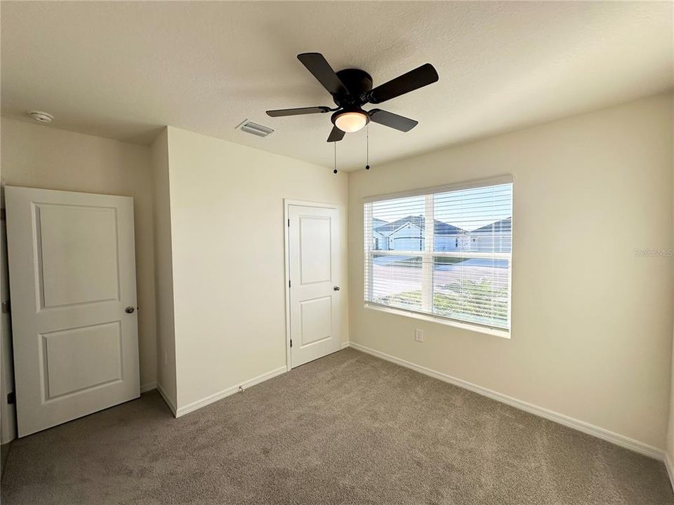 В аренду: $2,900 (4 спален, 2 ванн, 1828 Квадратных фут)