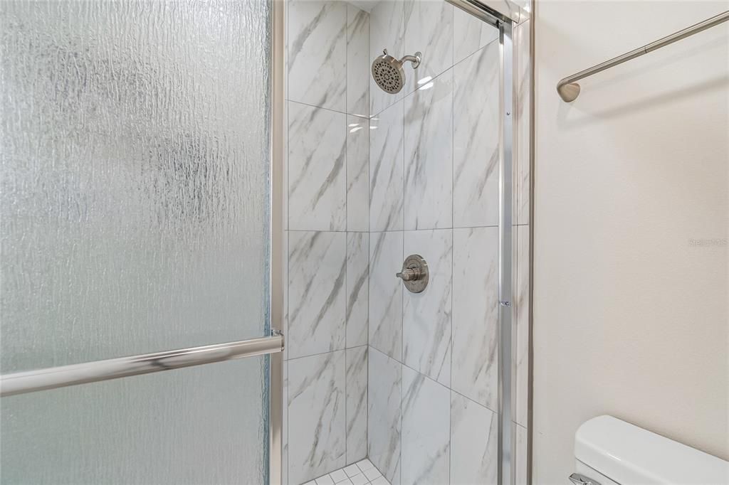 For Sale: $299,990 (2 beds, 2 baths, 1733 Square Feet)